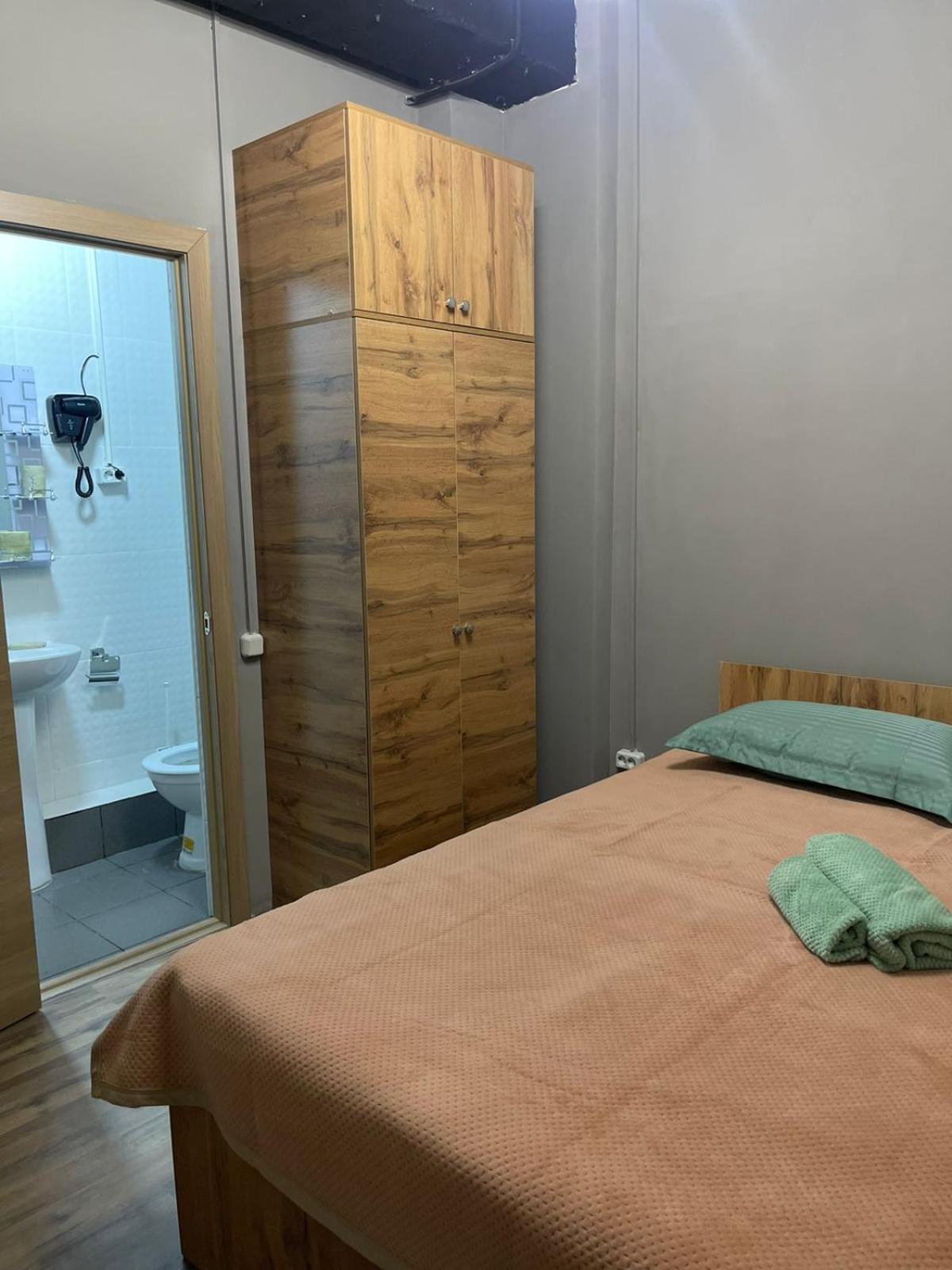 Hostel Kochevnik Capsule Hotel Almatý Exterior foto